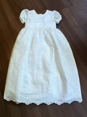C.I. Castro & Co. White Lace Baptism Christening Gown Size 12m